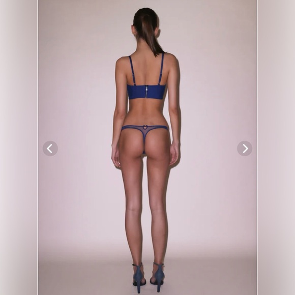 LILY EMBROIDERY HIPSTER THONG SIZE 1 - Picture 8 of 13